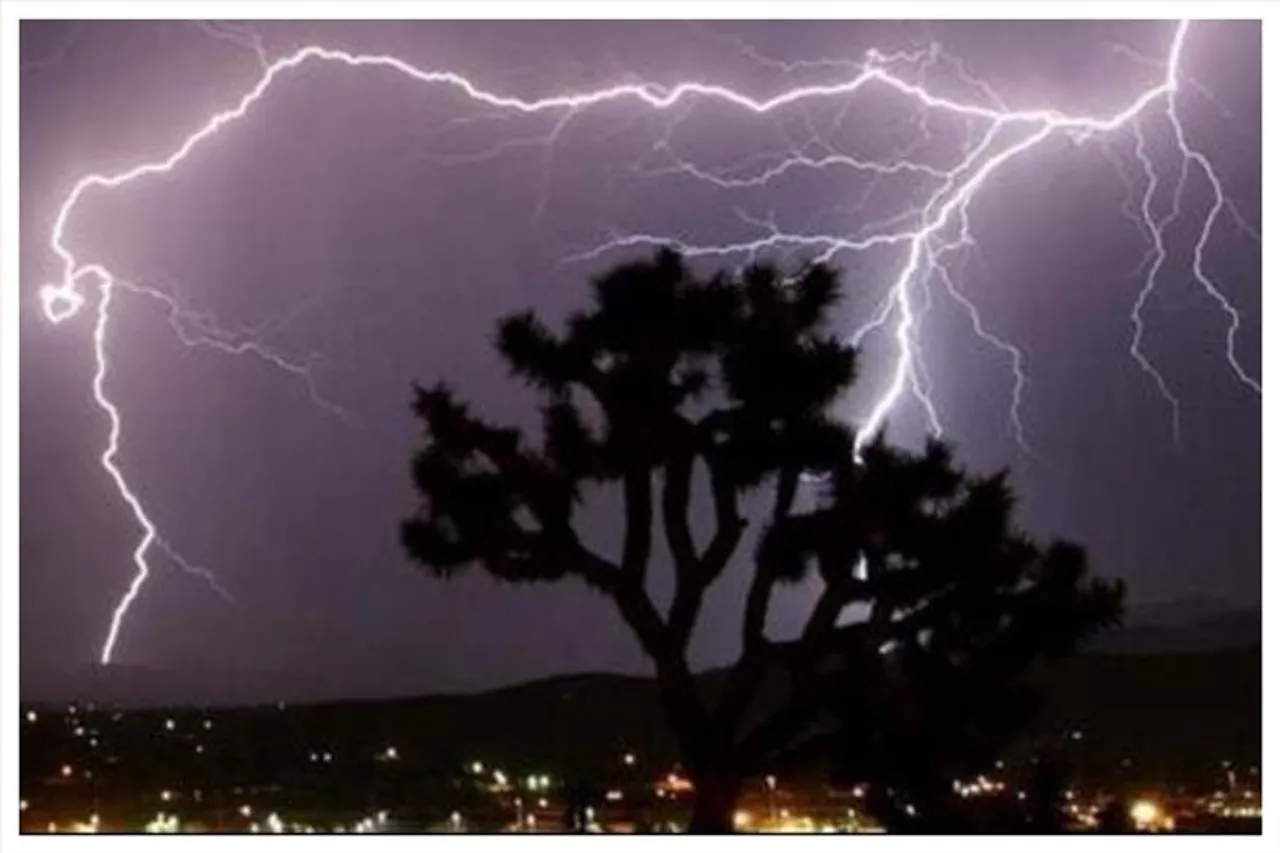 ছত্তিশগড়ে বজ্রপাতে নিহত দুই