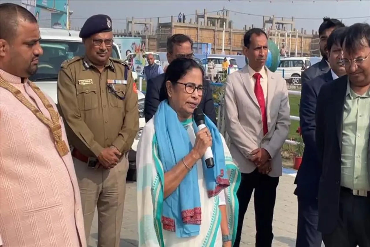 রাজনৈতিক কারণে টিম পাঠাচ্ছে কেন্দ্র, নিশানা মুখ্যমন্ত্রীর