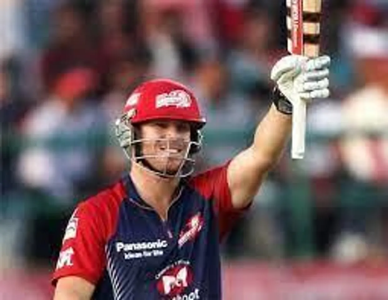 অর্ধ শতরানের পথে ডেভিড