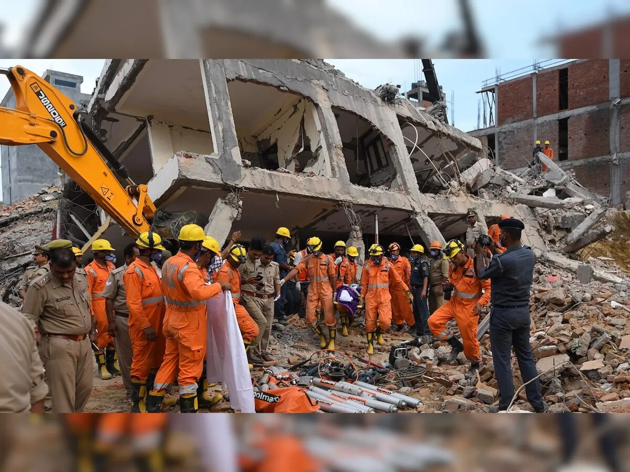 Four Labourers Injured in Noida Building Collapse, Rescue Operations Successful