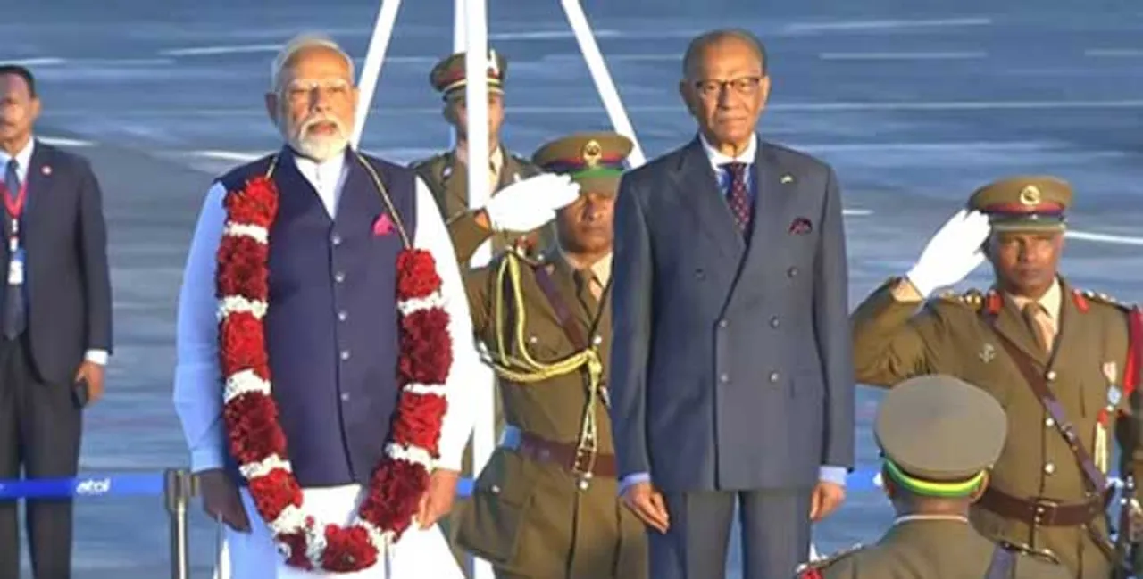 PM Modi Meets Mauritius President to Strengthen Bilateral Ties