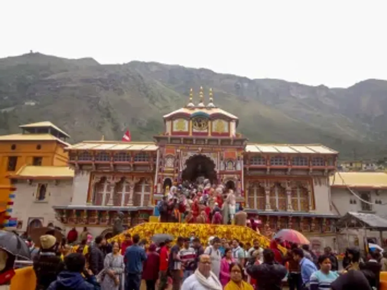 Char Dham Yatra: Doors of Gangotri, Yamunotri to Open on April 30; Devotees Flock to Haridwar