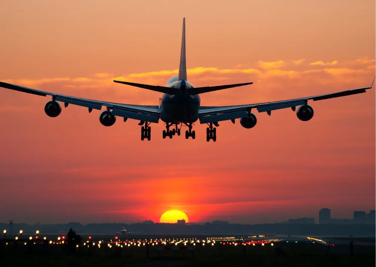 Airplane 