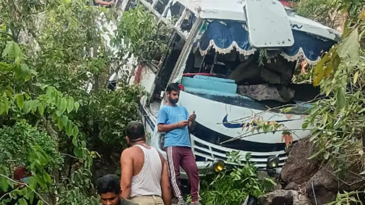 Reasi Bus Attack