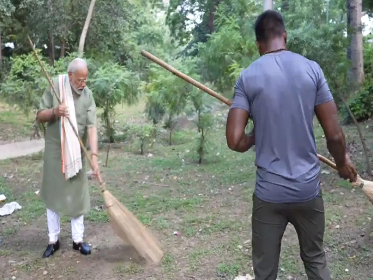 modi jharu.jpg