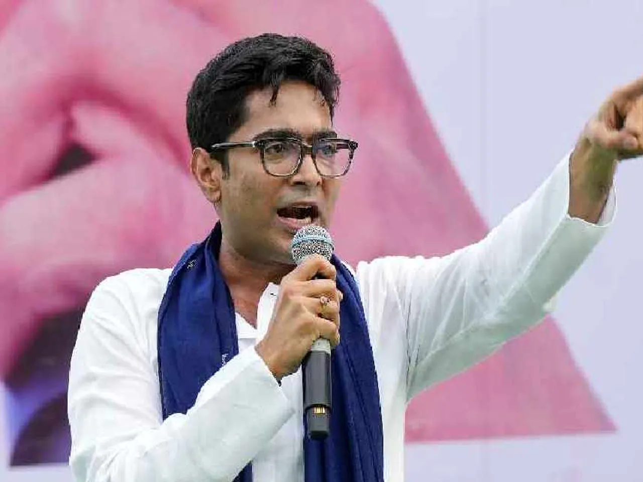 abhishek.jpg