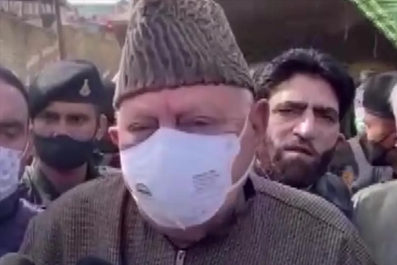 Everyone has the right to wear & eat as they wish : Farooq Abdullah