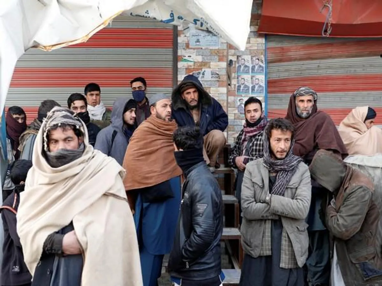Kabul residents are facing cash shortage