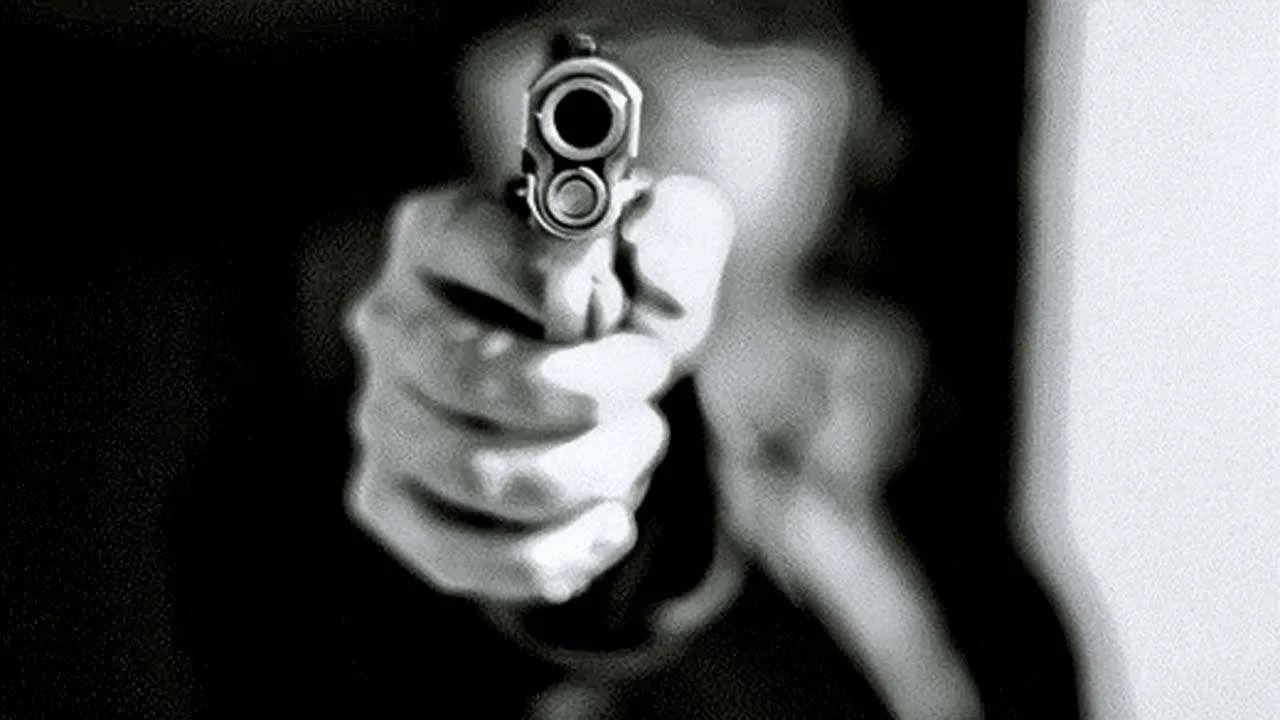 Trinamool leader shot dead in canning