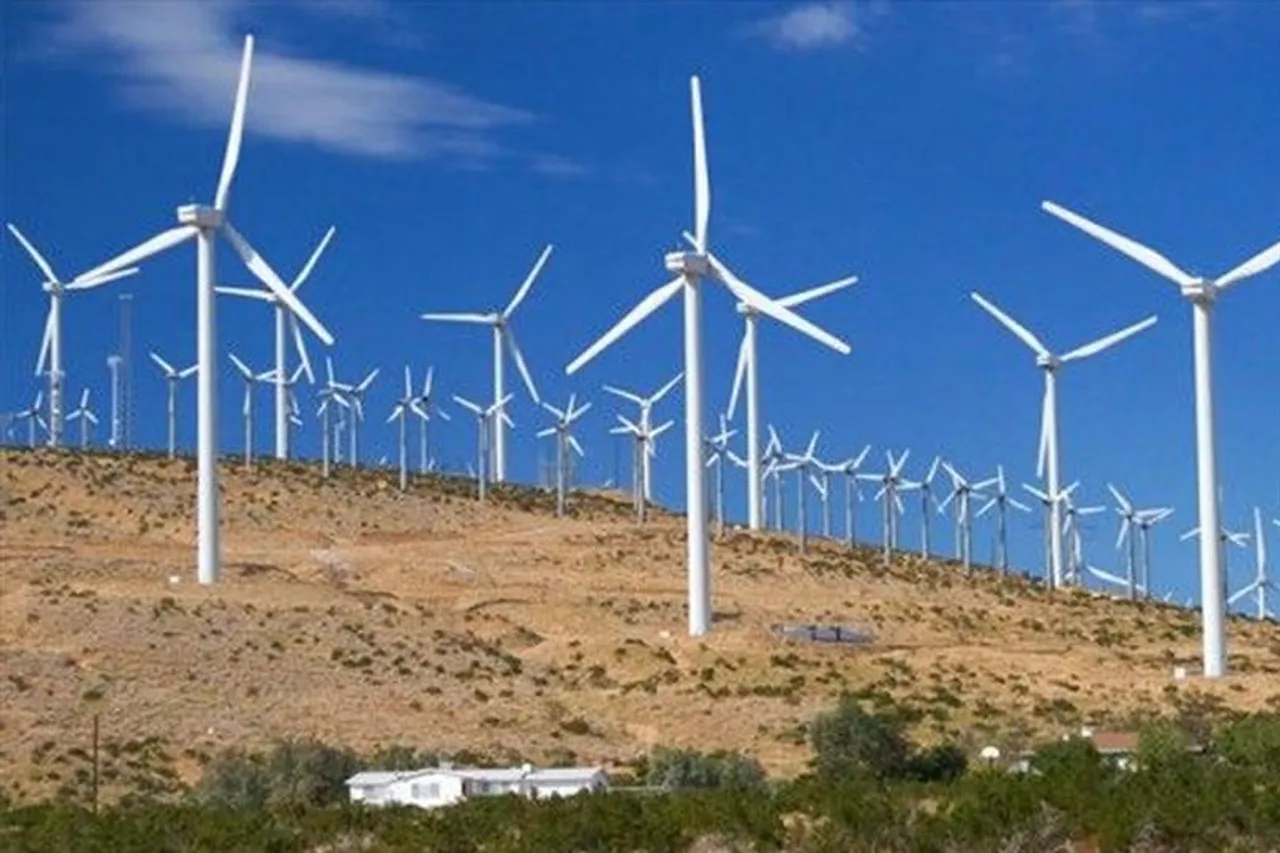 Kerala to step up solar and wind power development in Palakkad, Idukki