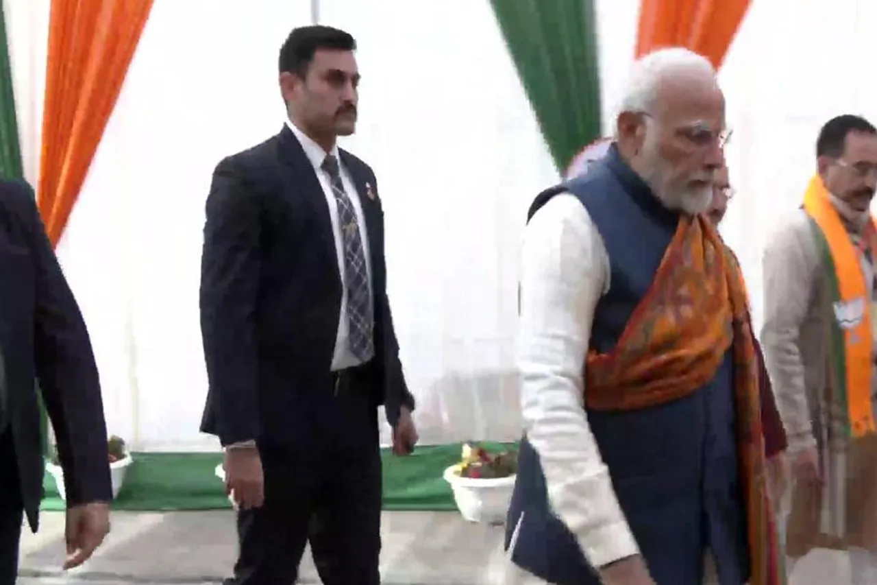 PM Modi arrived at NDMC Convention Centre on the second day of BJP's National Executive Meet