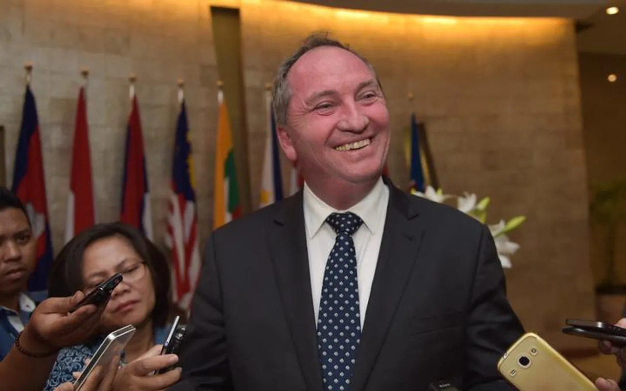 Barnaby Joyce becomes new deputy PM of Australia, crisis centre-right coalition government avoided