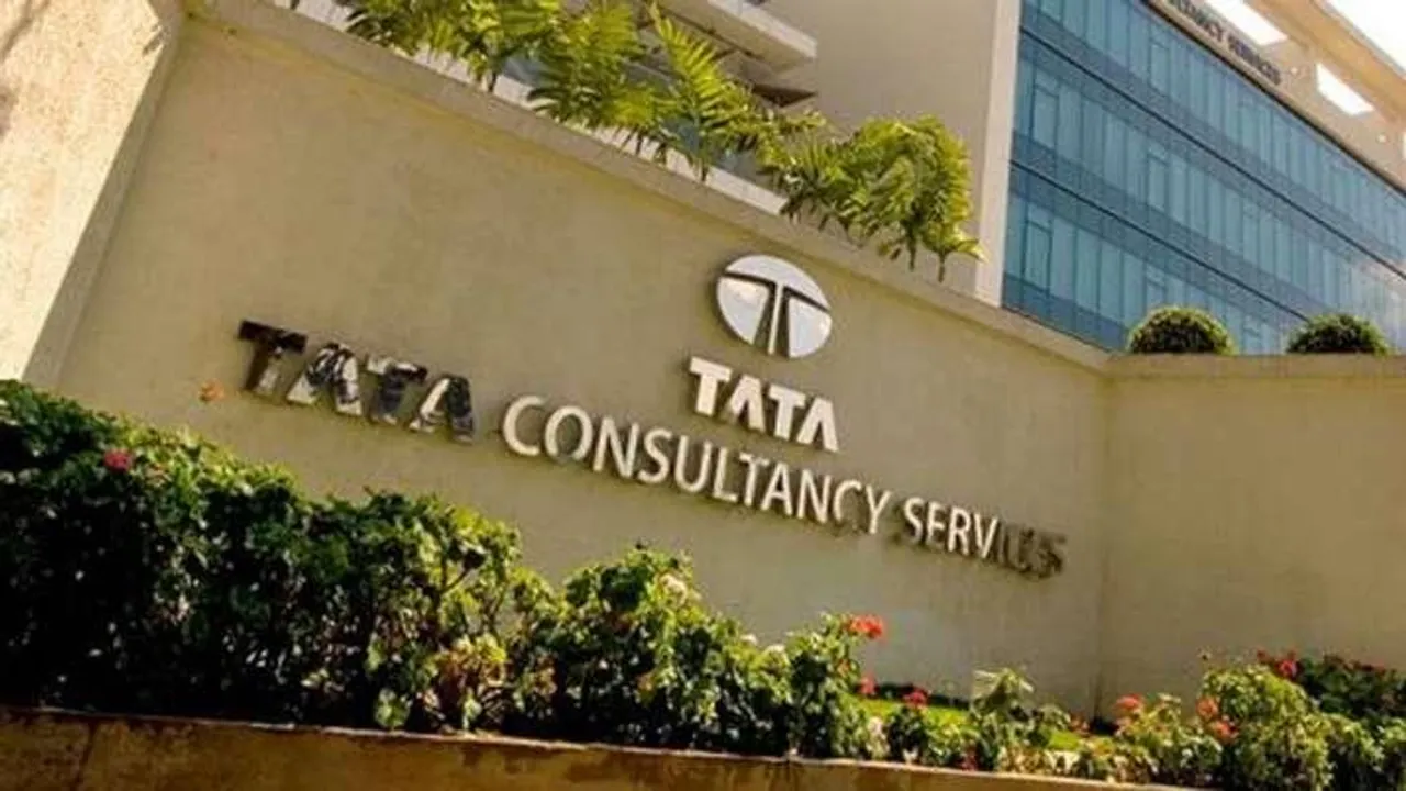 TCS: Jul-Sep consol net profit 96.2 bln rupees vs 90.1 bln QoQ