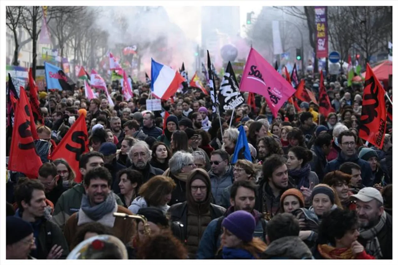 Protests against pension reform begin in France