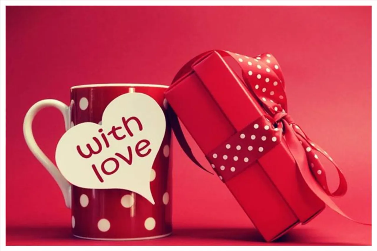 What gifts will you give to make people happy on Valentine's Day?