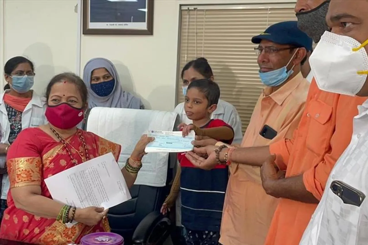 Shiv Sena adopts a 6-year-old boy