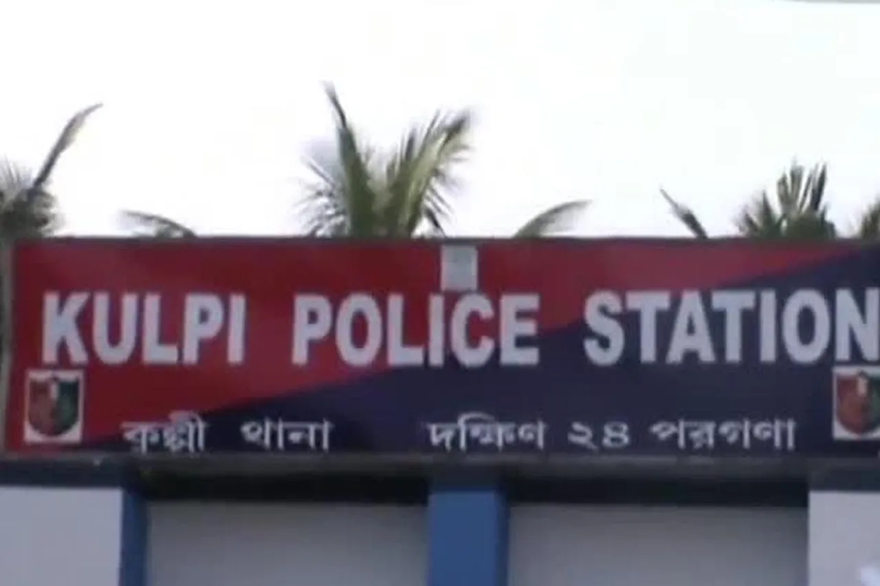 Arrested on charges of cheating in the name of providing government jobs in the name of Joint BDO in Kulpi