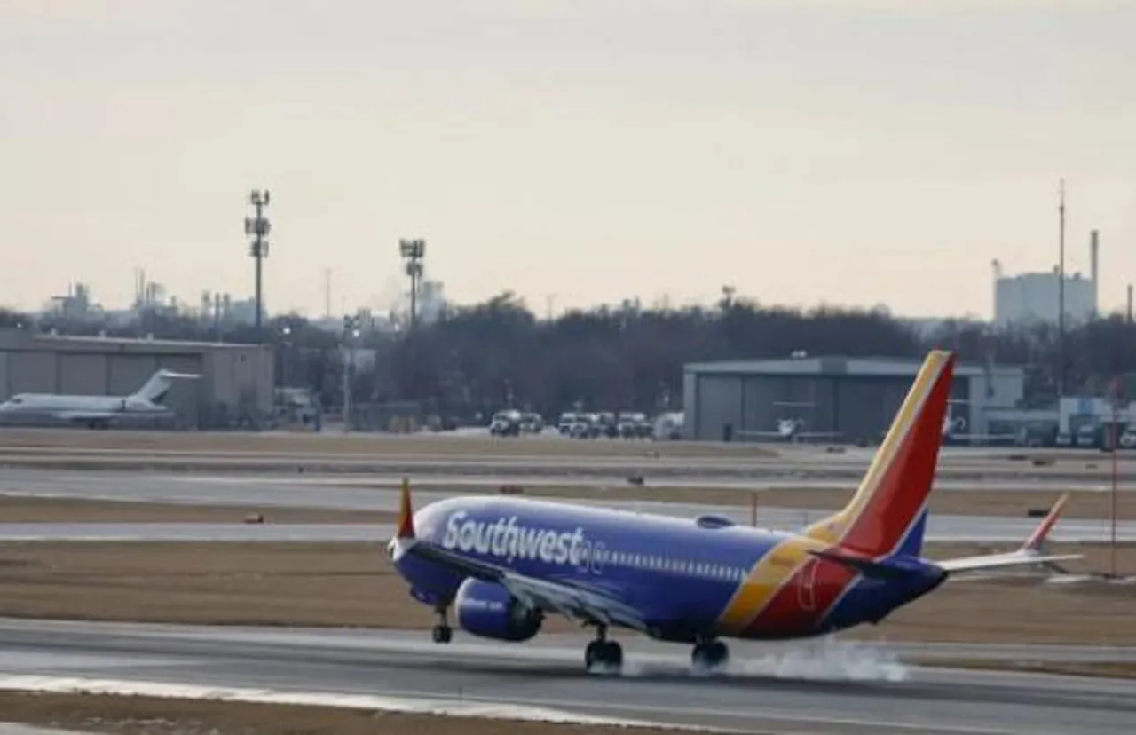 Southwest Airlines plane makes emergency landing in Havana after cabin fills with smoke