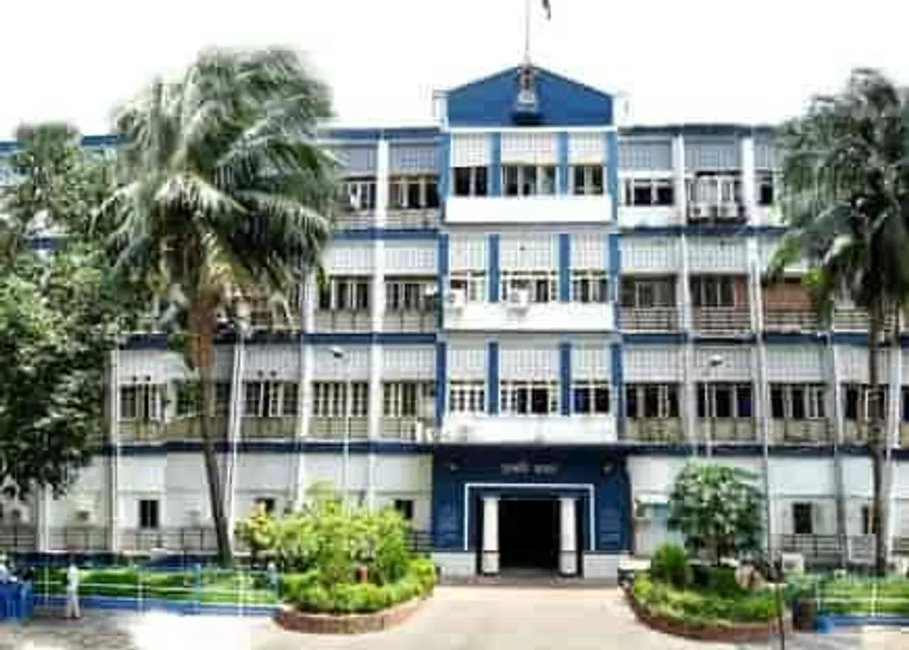 West Bengal police is sending a senior IPS to Birbhum for special law and order duty