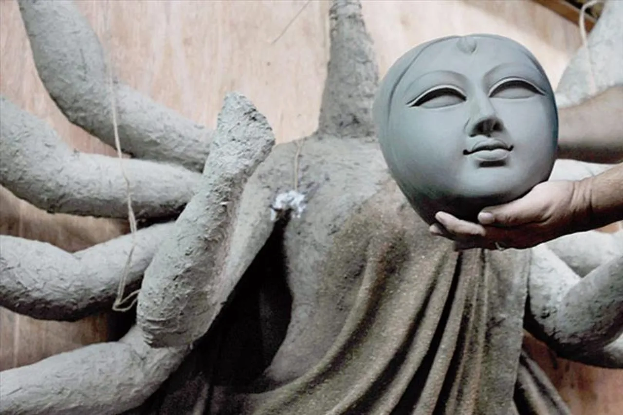 Keshtopur Prafullo Kanon's theme 'Protimatei Protima'