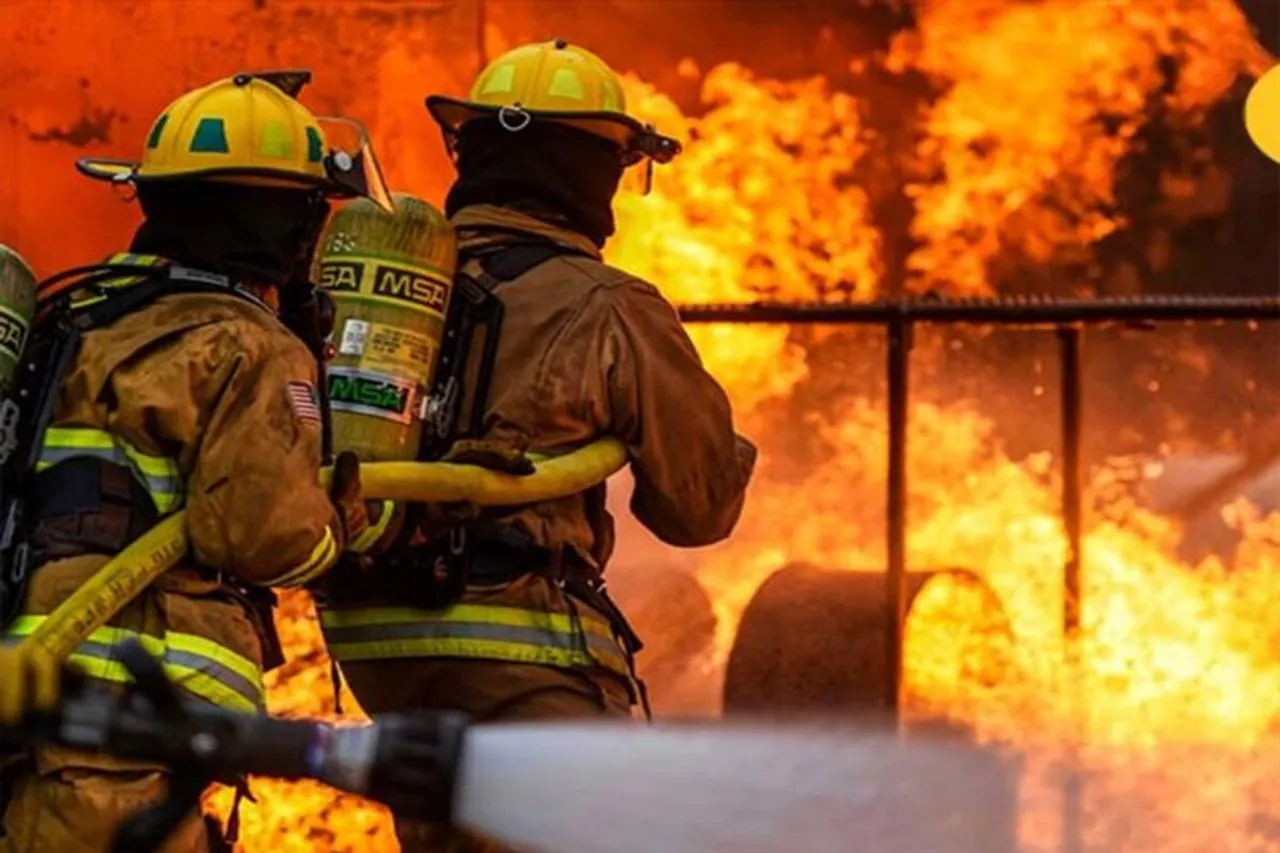 DRDO pays tribute to the fire brigade