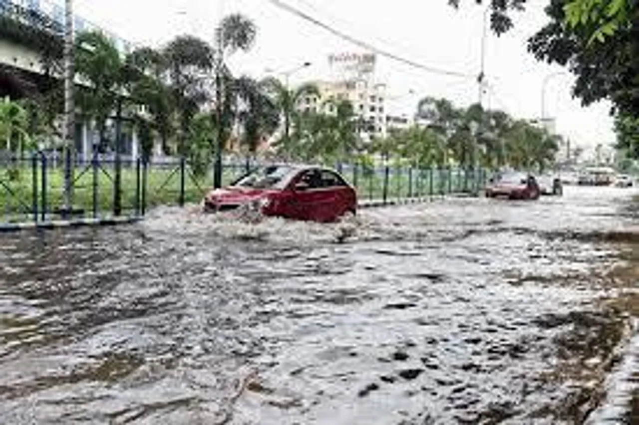 Waterlogging in Kolkata? No says Tarak Singh