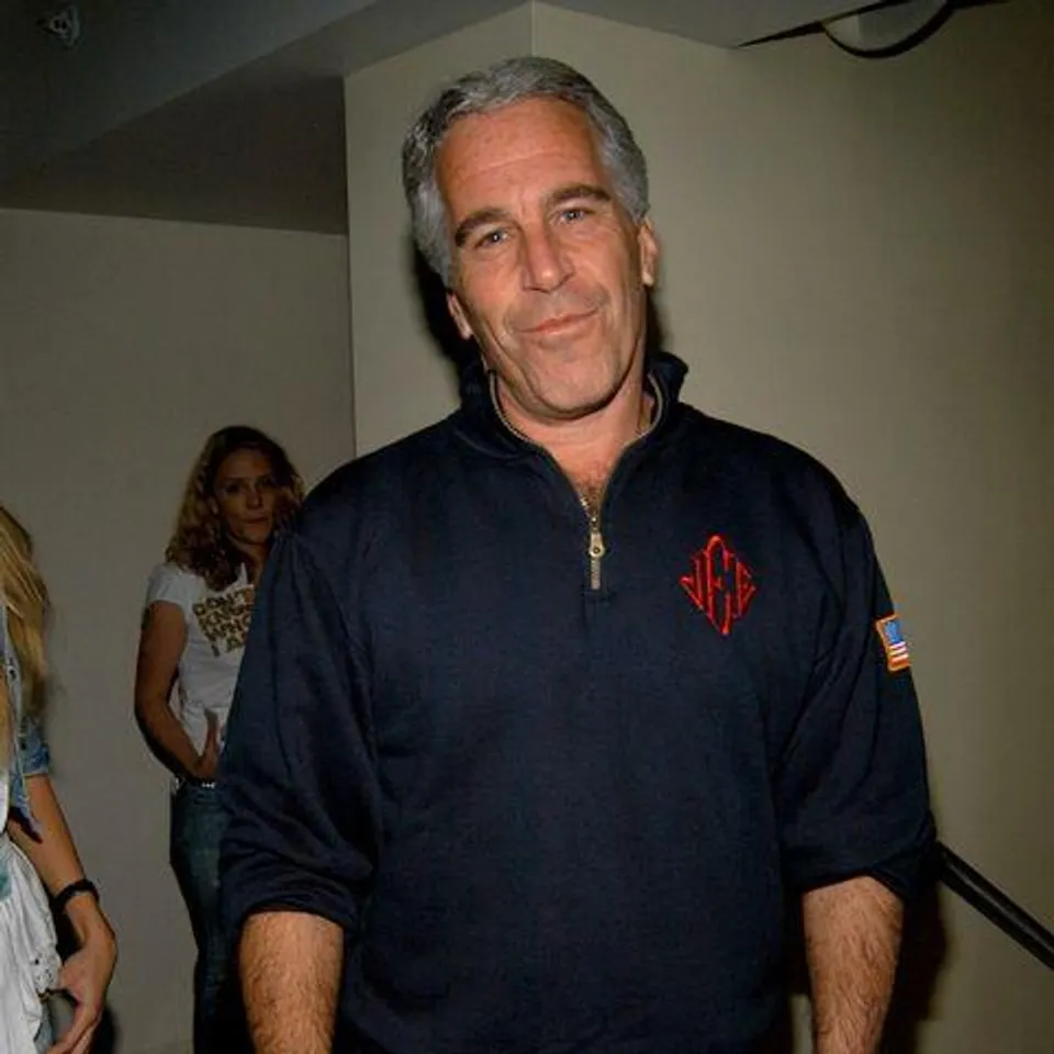 U.S DROPS CRIMINAL CASE AGAINST JEFFREY EPSTEIN'S,THE AMERICAN FINANCIER, JAIL GUARD'S.