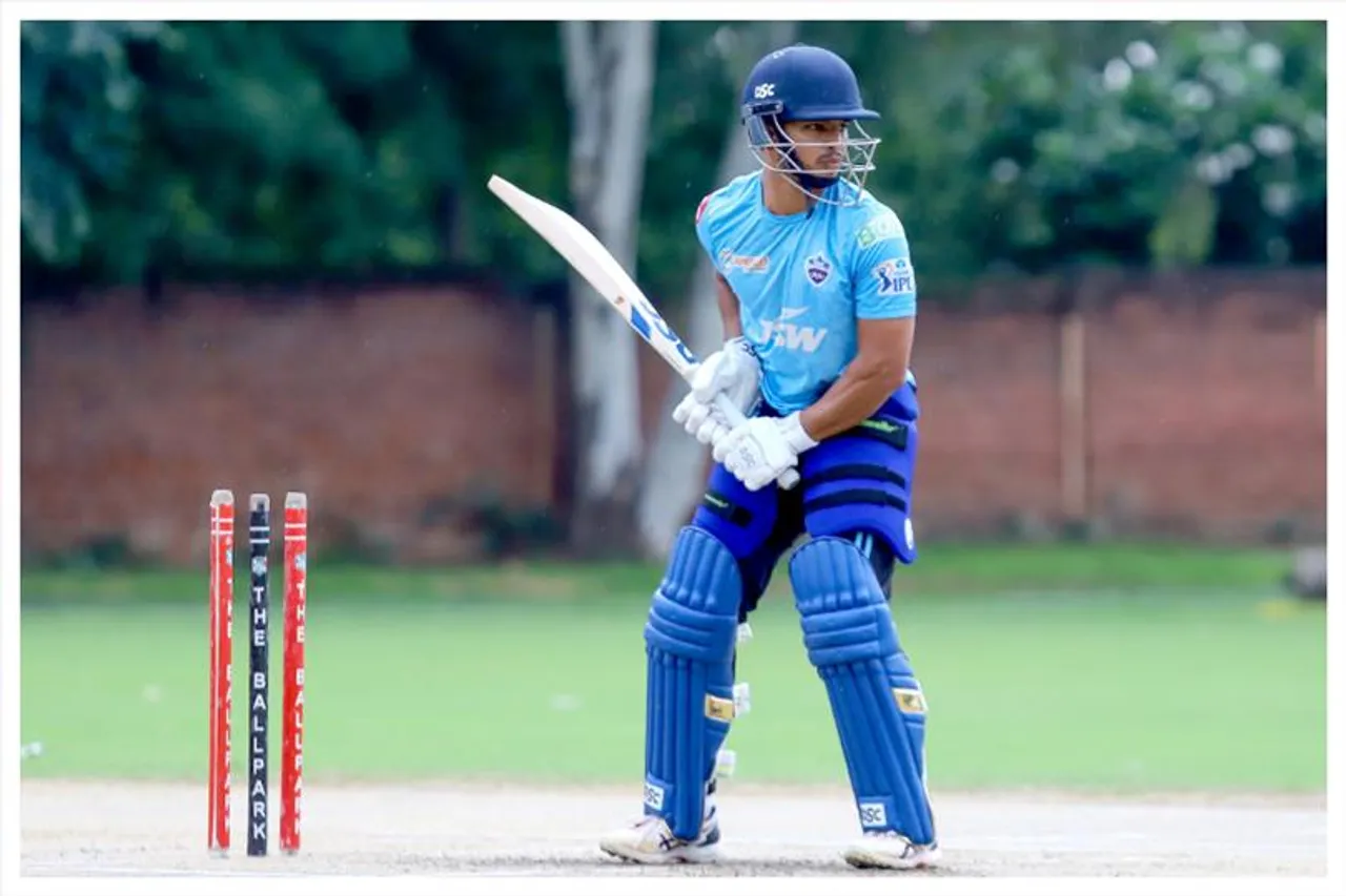 Andhra's Ashwin Hebbar brings up a century