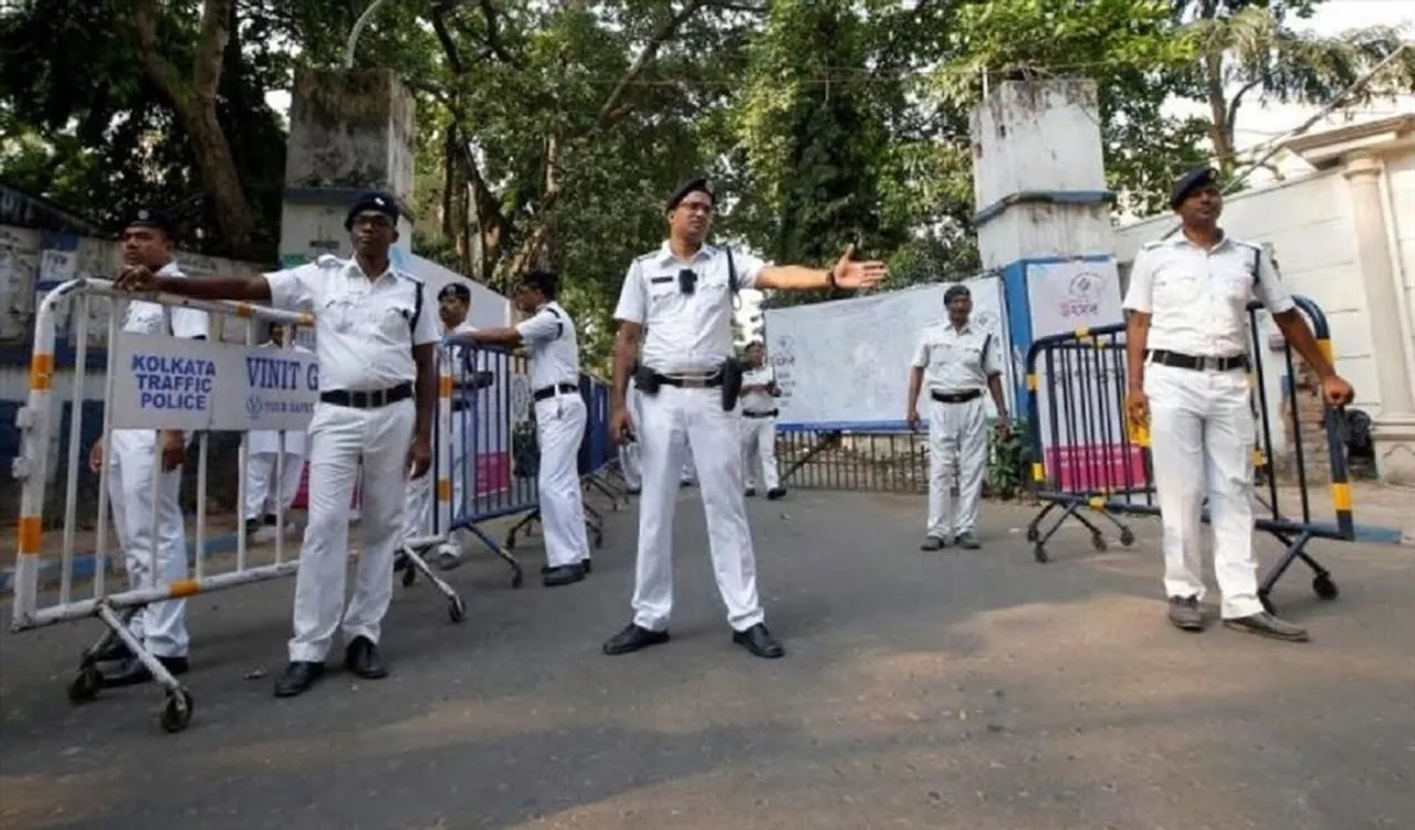 A tale of rogue, law breaking, undisciplined cyclists in Kolkata, police silent