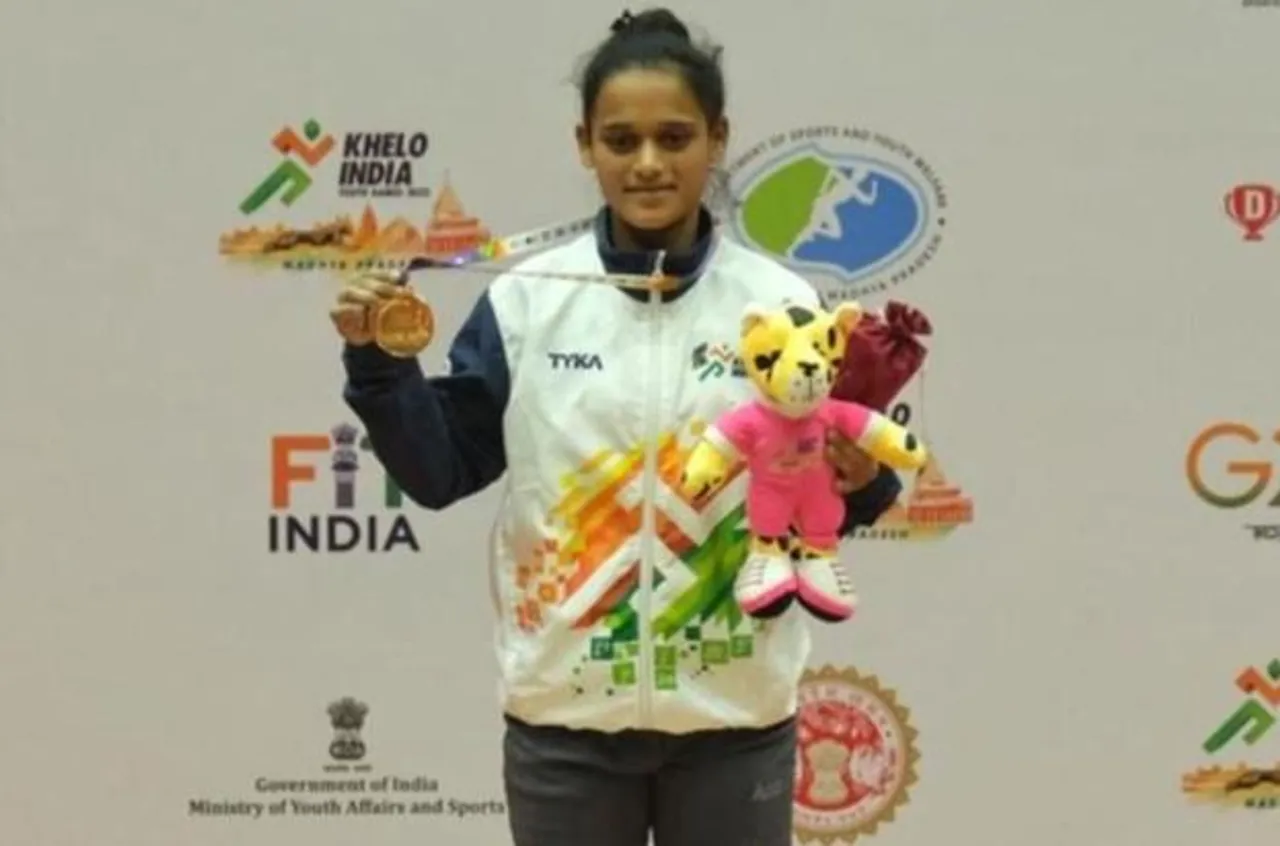 India's daughter wins gold at the age of 17