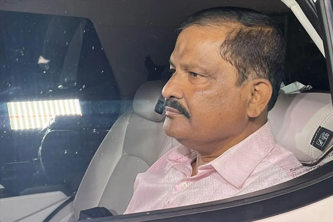 CBI summons Tapas Mandal again with a list of 325 people