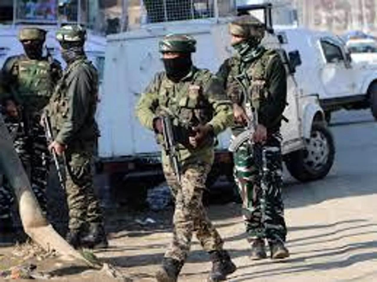 The militant group IS claimed responsibility for the blast in Kabul