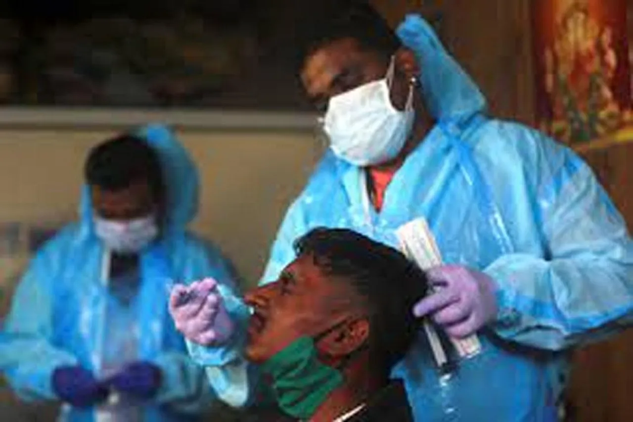 India reports 6,987 new covid cases