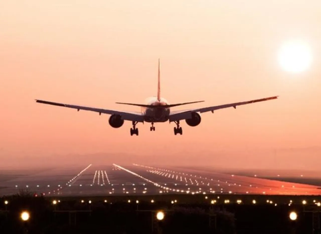 Delhi airport issues advisory to passengers owing to low visibility conditions