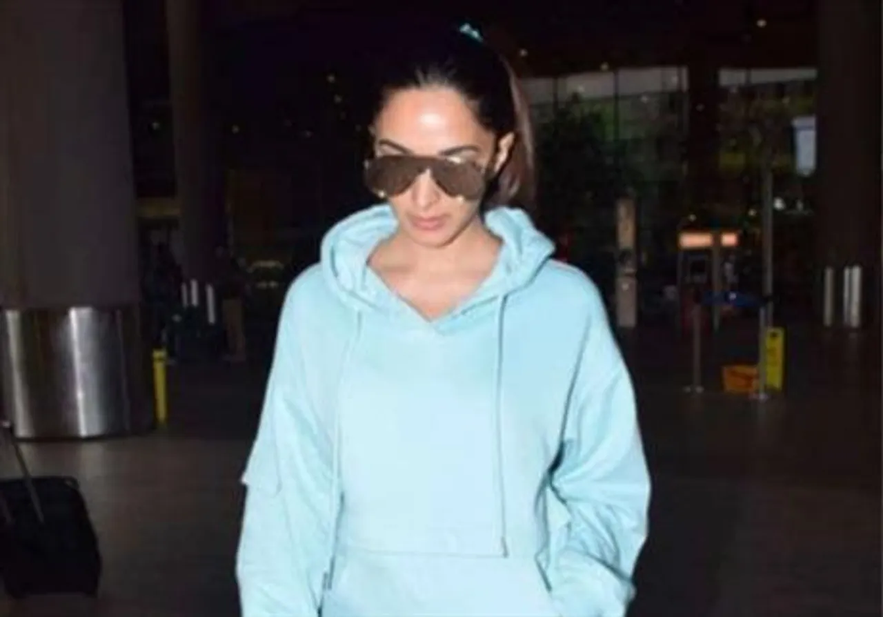 Kiara Advani clicked at the Airport