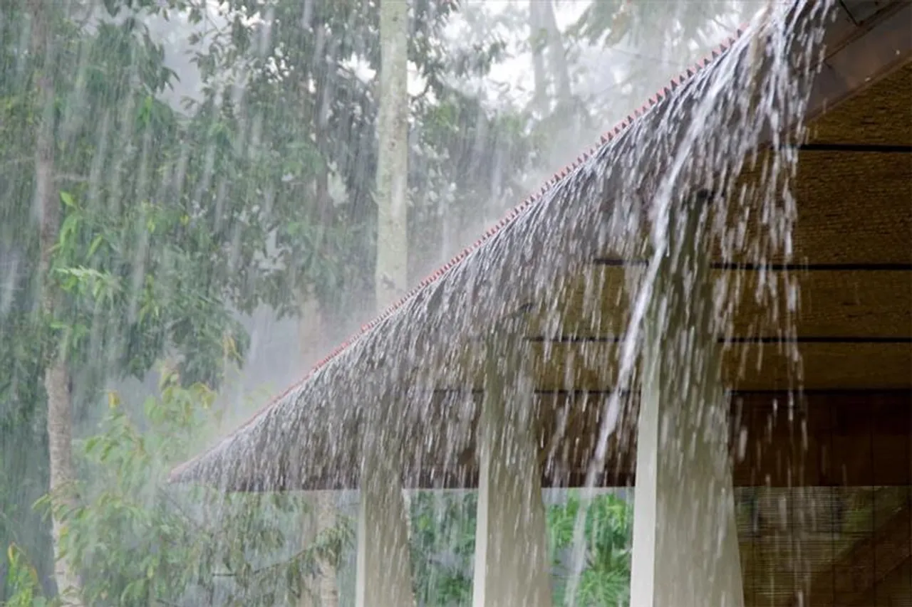 Even today the storm and rain forecast is in Bengal