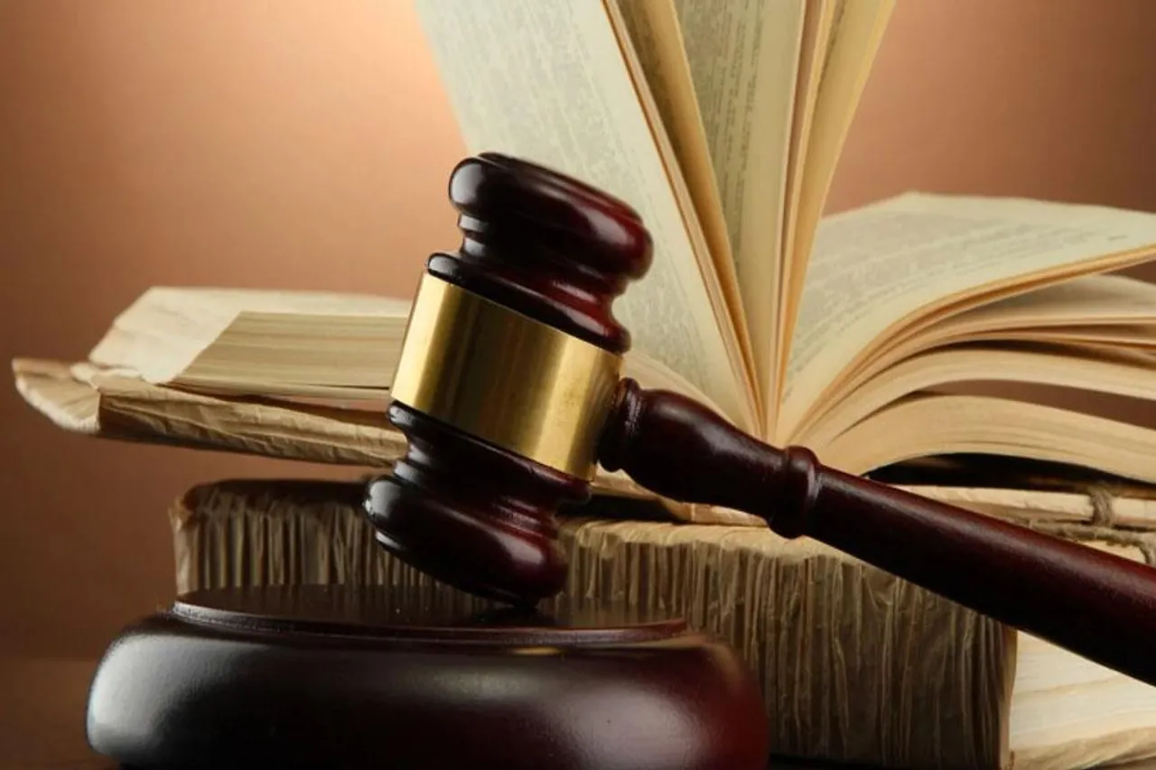 A total of 13 people, including Partha-Subiresh, are produced in the Alipore special court in the recruitment corruption case