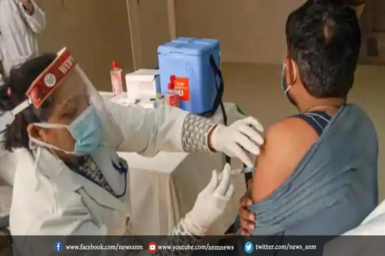 आयोग ने दिए टीकाकरण की रफ्तार बढ़ाने के निर्देश