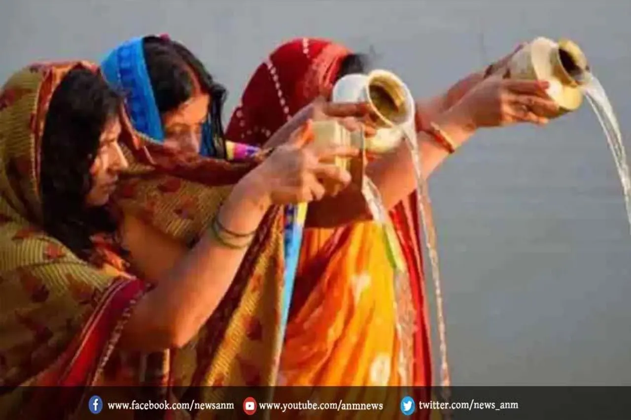 सूर्य को इस विधि से चढ़ाएं जल