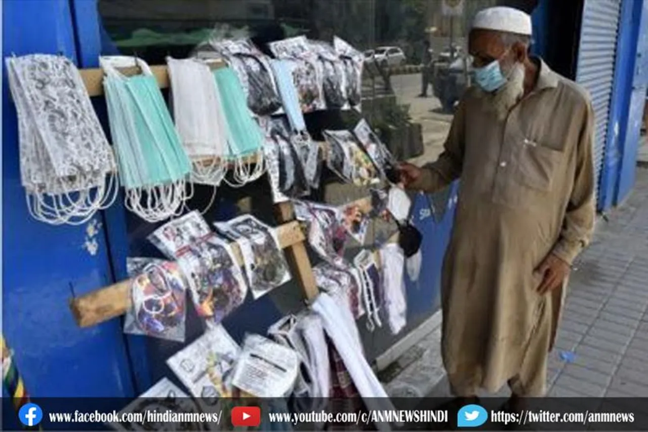 पाकिस्तान ने 2,819 नए कोविड मामले दर्ज किए