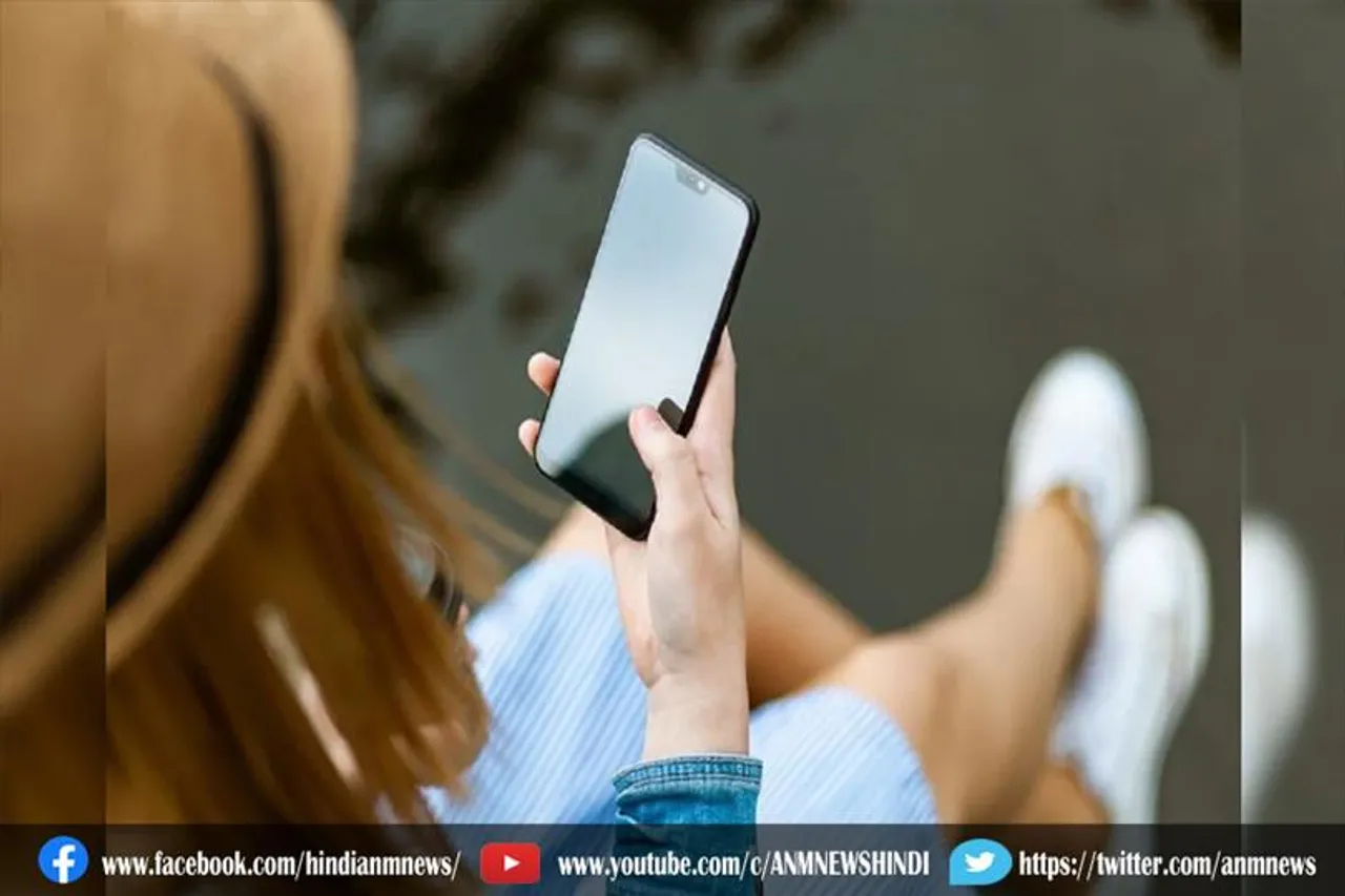 मोबाइल लूट ले गया लुटेरा, फिर फ़ोन कर बोला ये बात