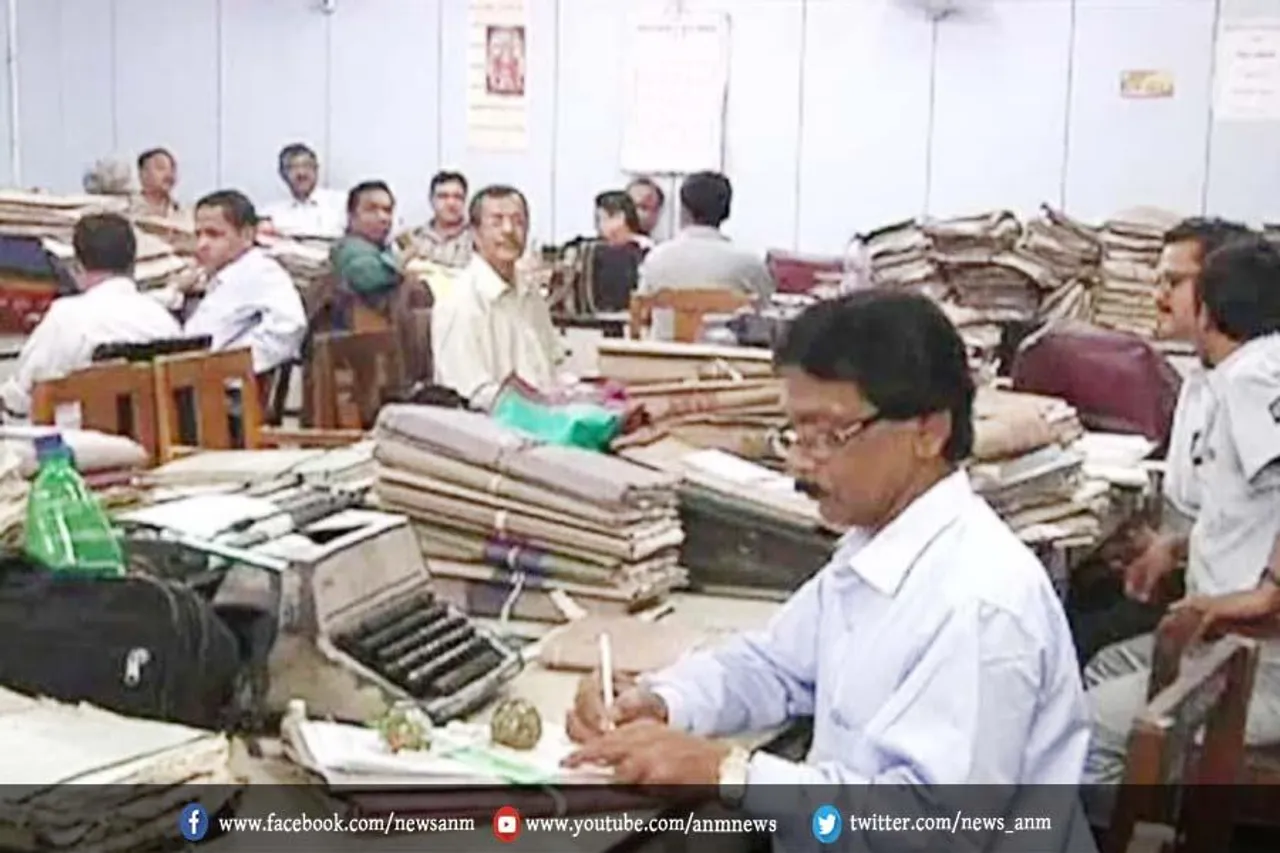 सरकारी कर्मचारी को इतने दिनों का छुट्टी?