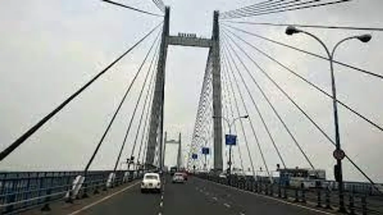 हुगली पुल पर दुर्घटना