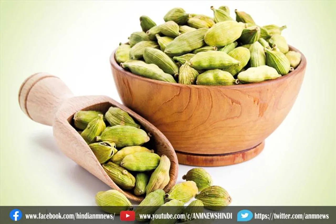 जानिए सुबह खाली पेट इलायची खाने के फायदे