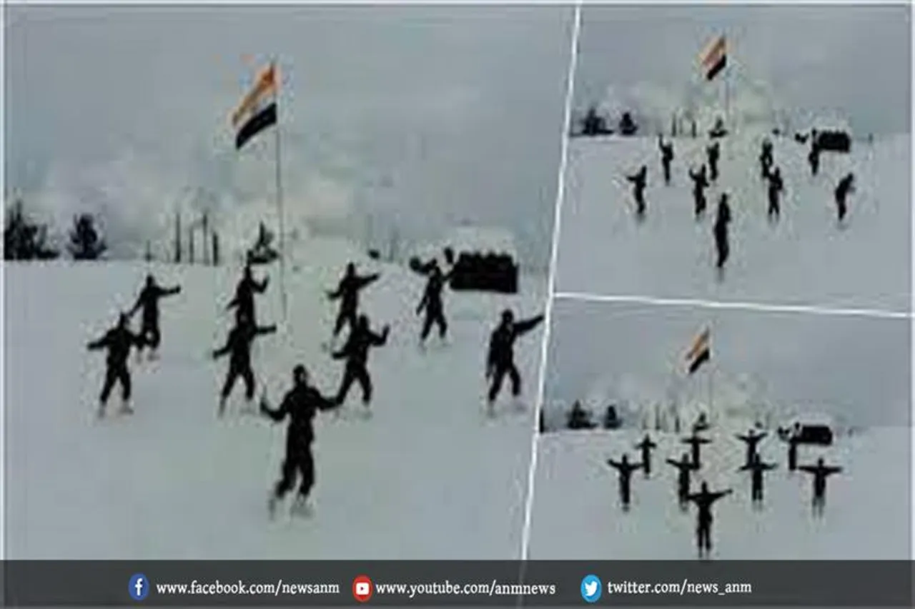 बर्फ की चादर पर 'खुखरी डांस' करते नजर आए जवान
