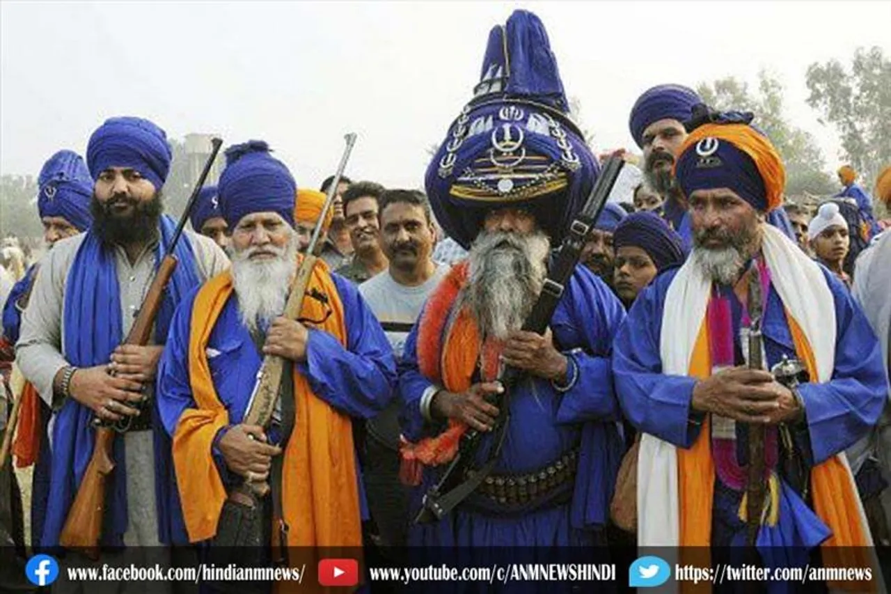 सिंघू बॉर्डर पर डटे रहेंगें निहंग