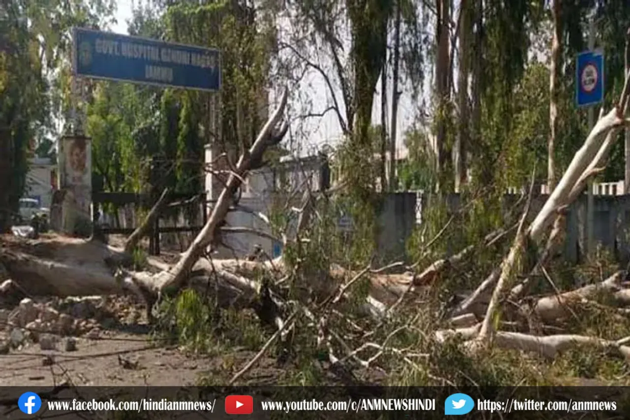 जम्मू में आंधी-तूफान से भारी तबाही