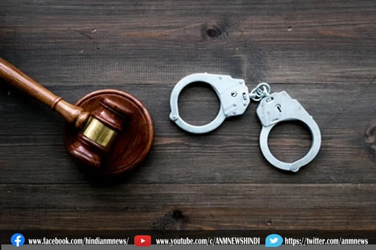 बिना पासपोर्ट के पकड़ा गया बांग्लादेशी शख्स