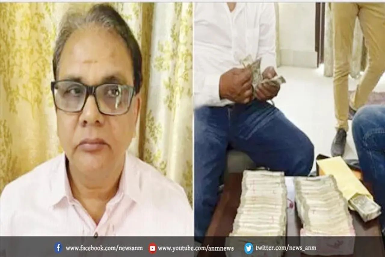 रिश्वत लेते रंगे हाथ गिरफ्तार हुआ आरटीयू के कुलपति