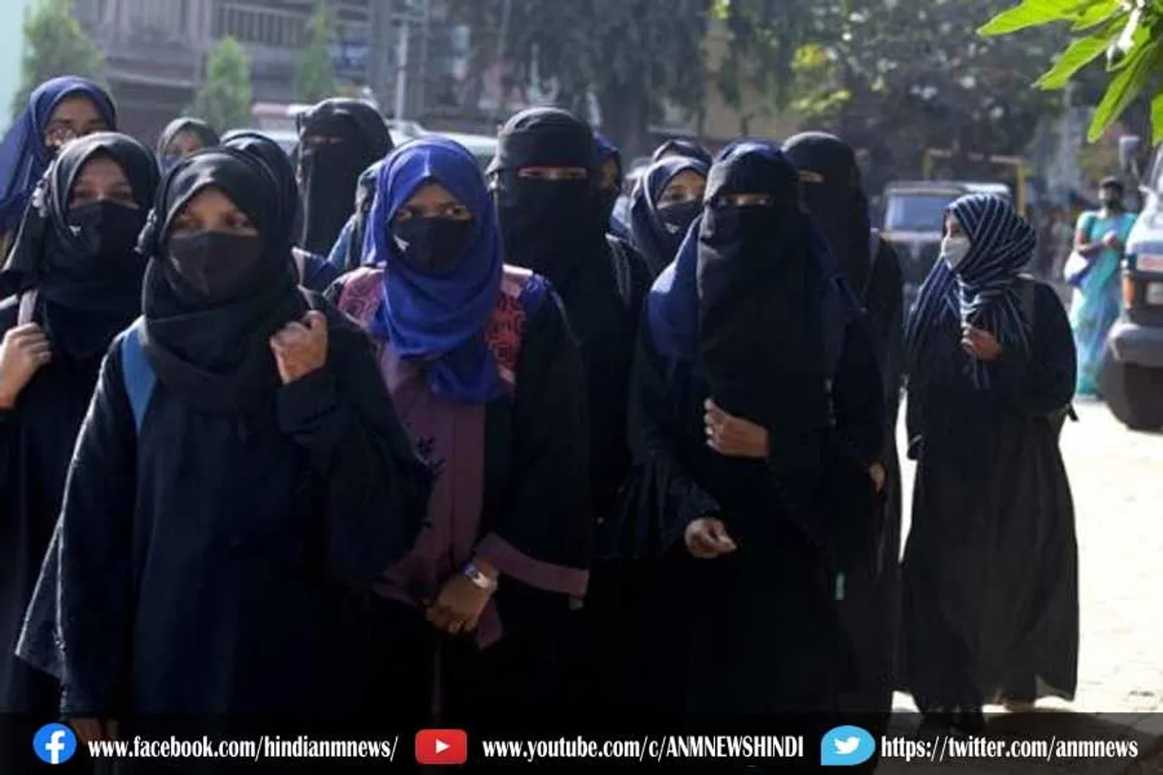 चीफ जस्टिस ऋतुराज अवस्थी ने लगाई धार्मिक कपड़े पहनने पर रोक